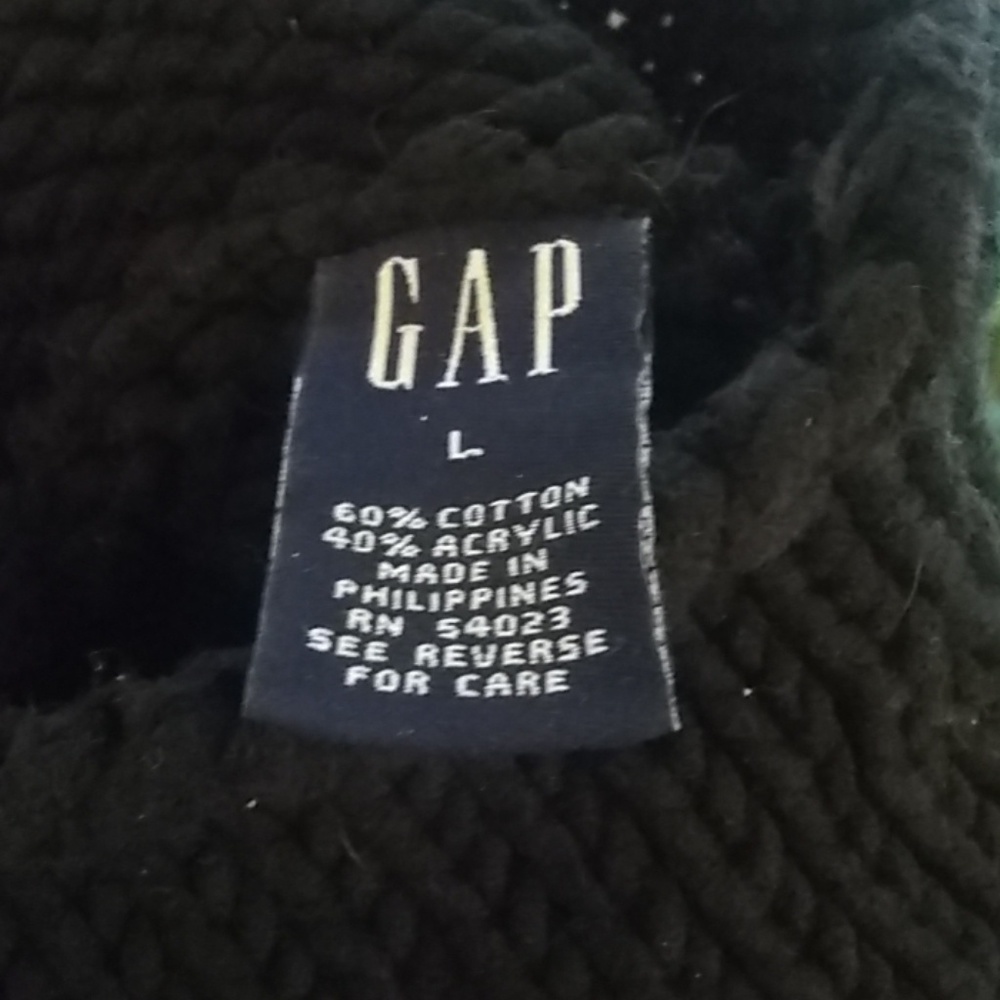 Sweater - Picture 3 of 3